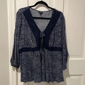 ❄️ Torrid size 3 top